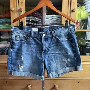 Gap sexy boyfriend shorts